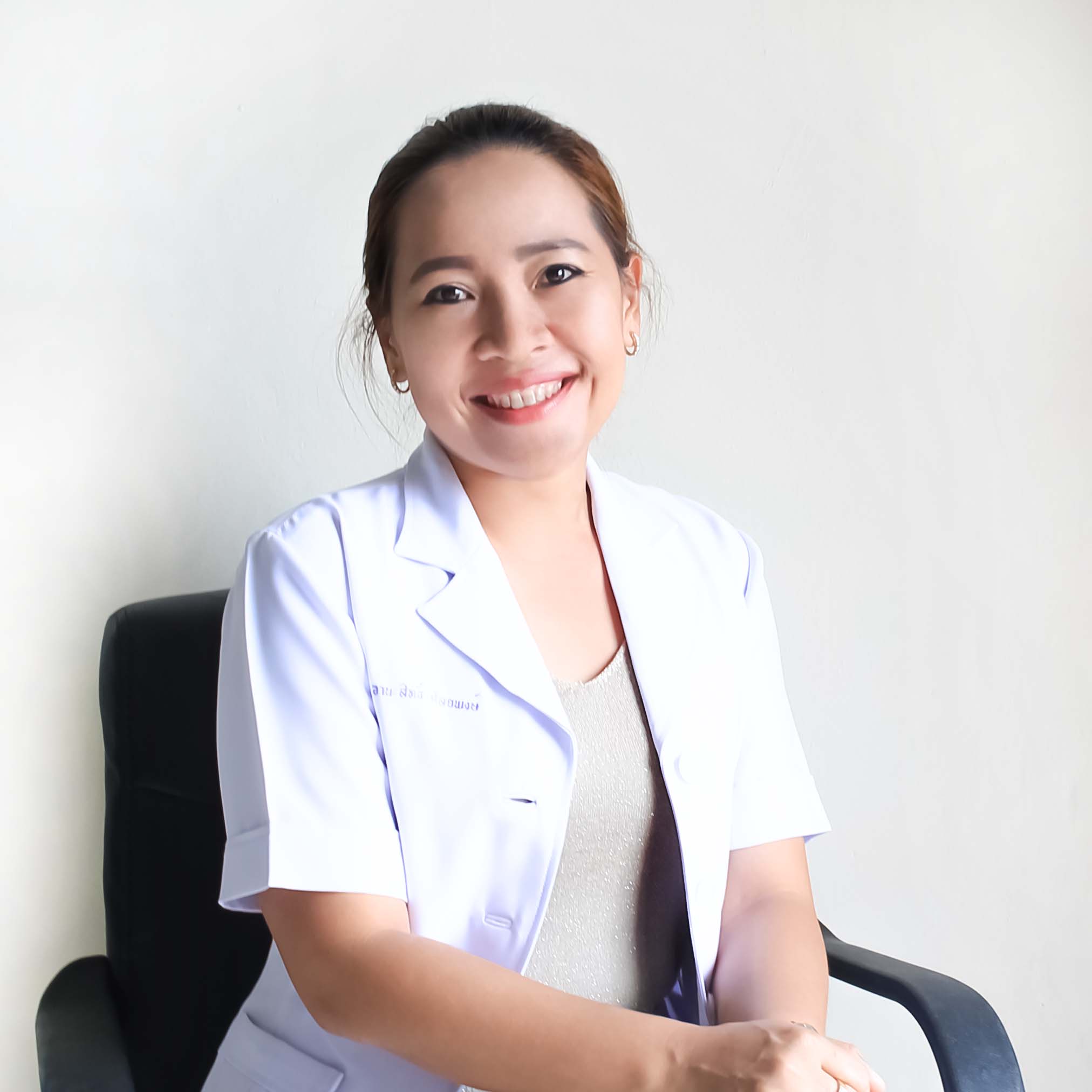 ทันตแพทย์หญิงอานะสิทธิ์ศัลยพงษ์ 