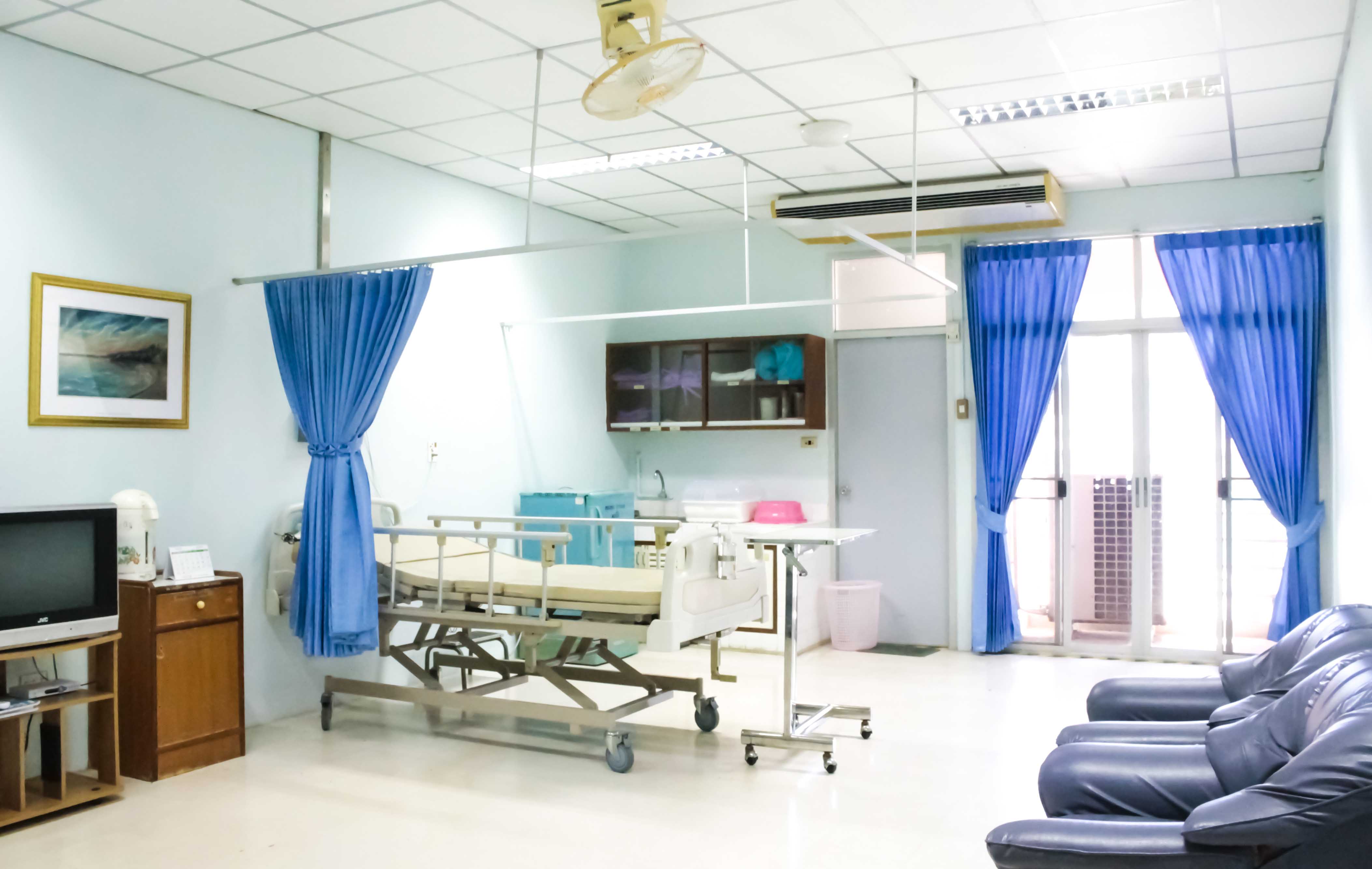 ห้องพิเศษโรงพยาบาลเกาะสีชัง