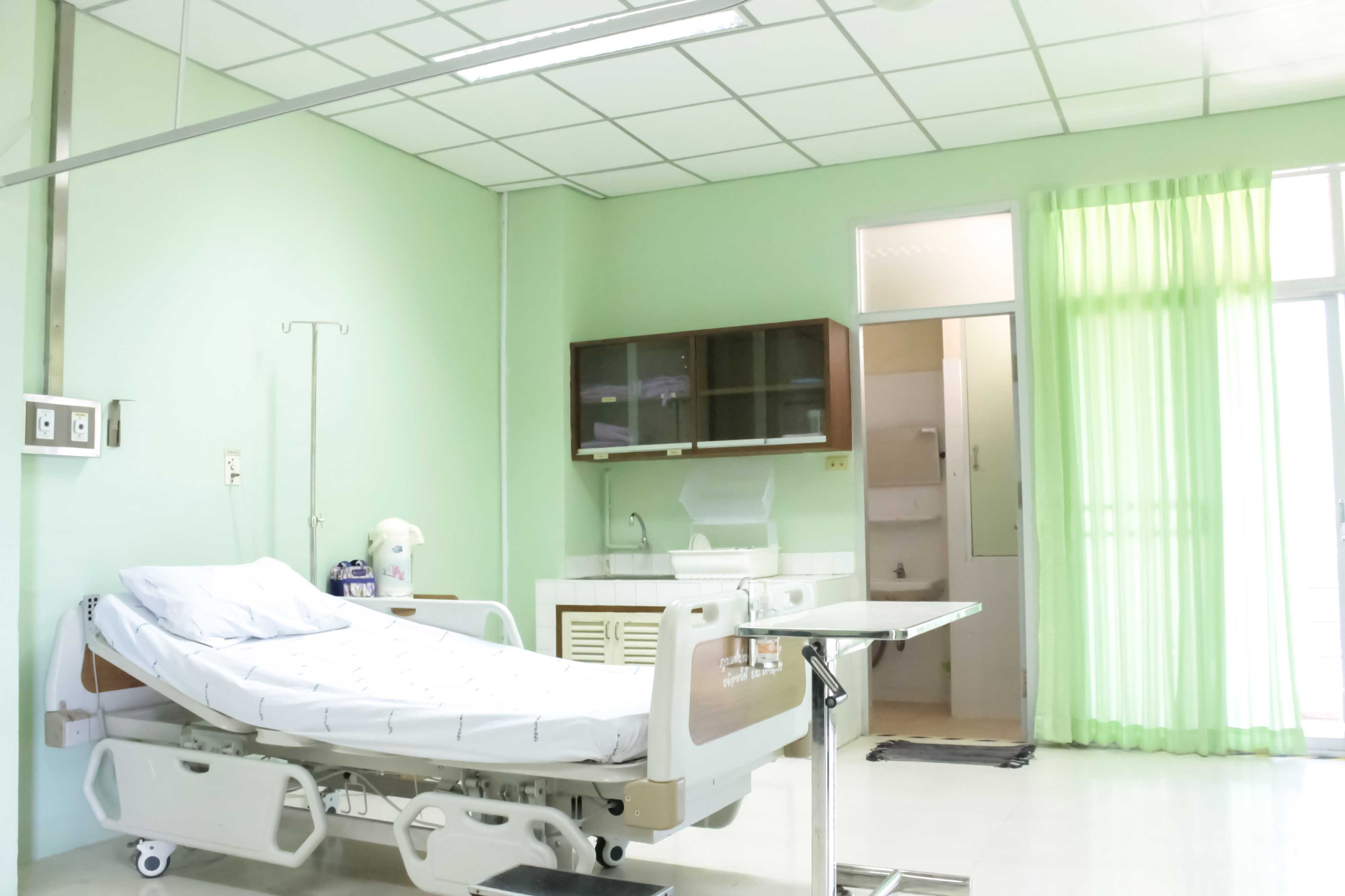 ห้องพิเศษโรงพยาบาลเกาะสีชัง